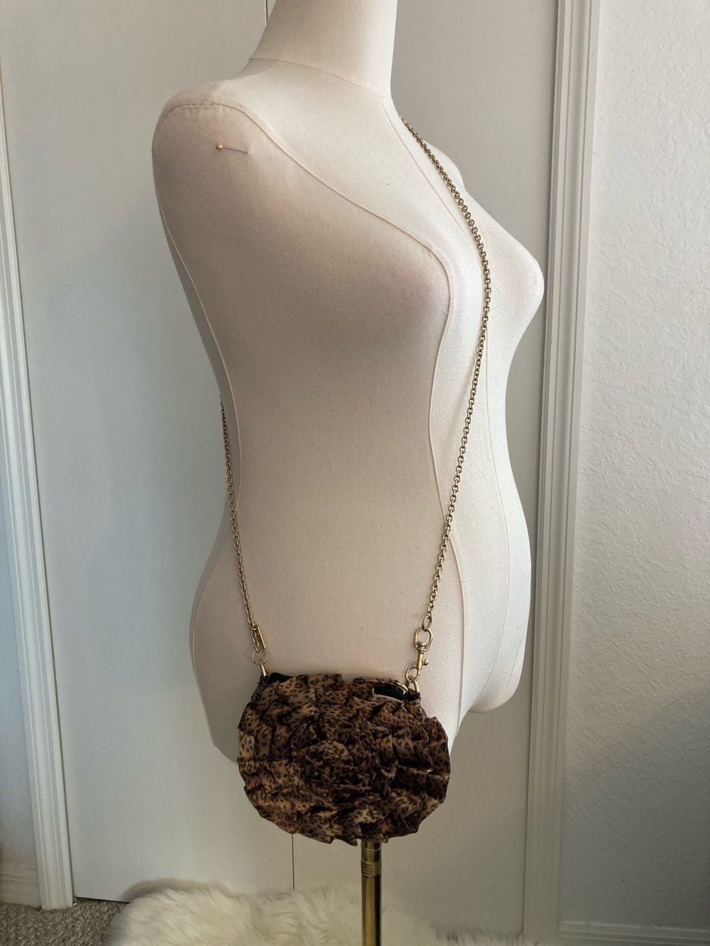 Leopard Print Ruched Crossbody Bag with Gold Chain